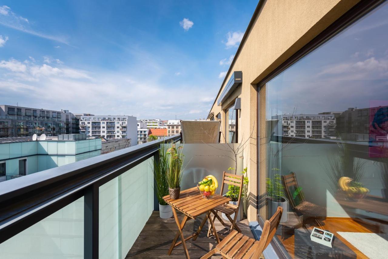 Apartment With Balcony And Parking Near The Museum *